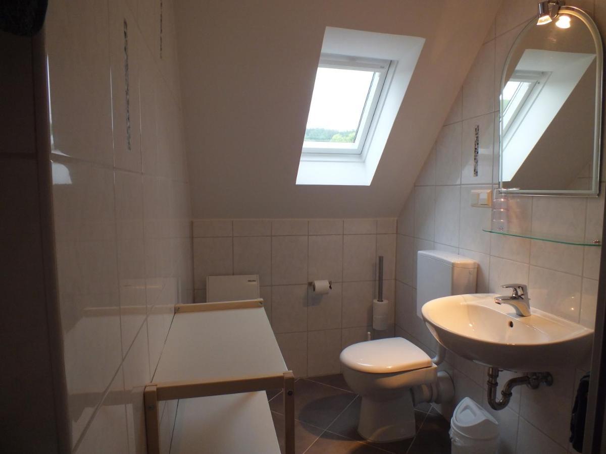 Ferienhaus Moni Mit 2 Separaten Wohnungen Am Silbersee Frielendorf Esterno foto